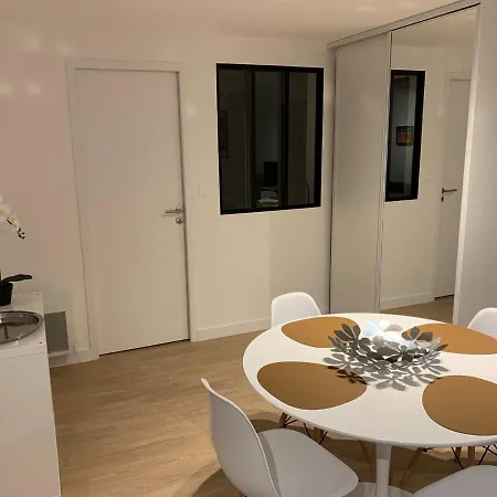 Apartment Kistin T1 Bis Hypercentre Renove Et Chaleureux Brest